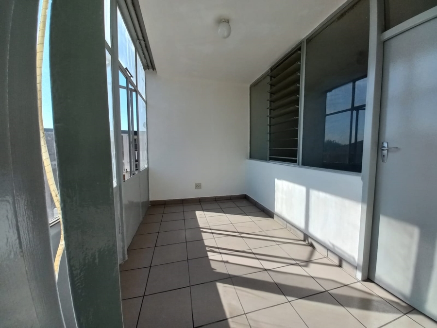 2 Bedroom Property for Sale in Germiston South Gauteng