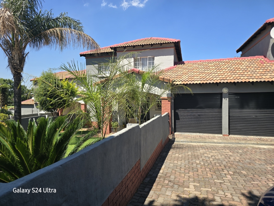 3 Bedroom Property for Sale in Castleview Gauteng