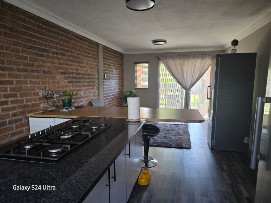 3 Bedroom Property for Sale in Castleview Gauteng