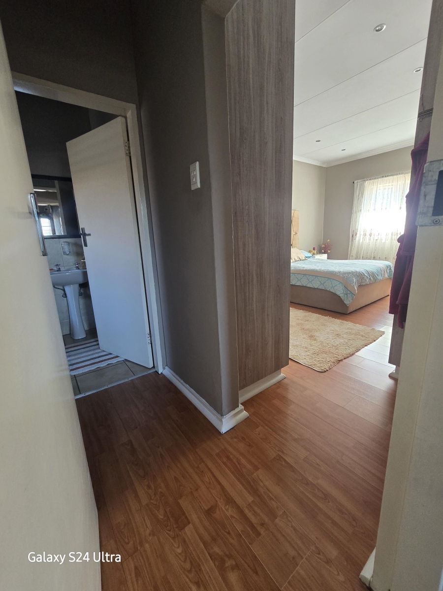 3 Bedroom Property for Sale in Castleview Gauteng