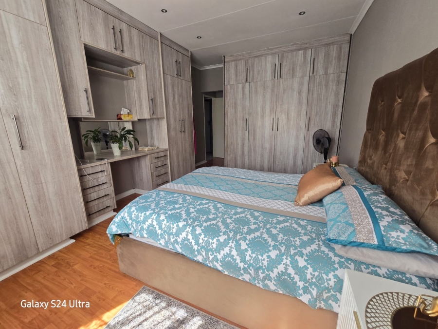 3 Bedroom Property for Sale in Castleview Gauteng