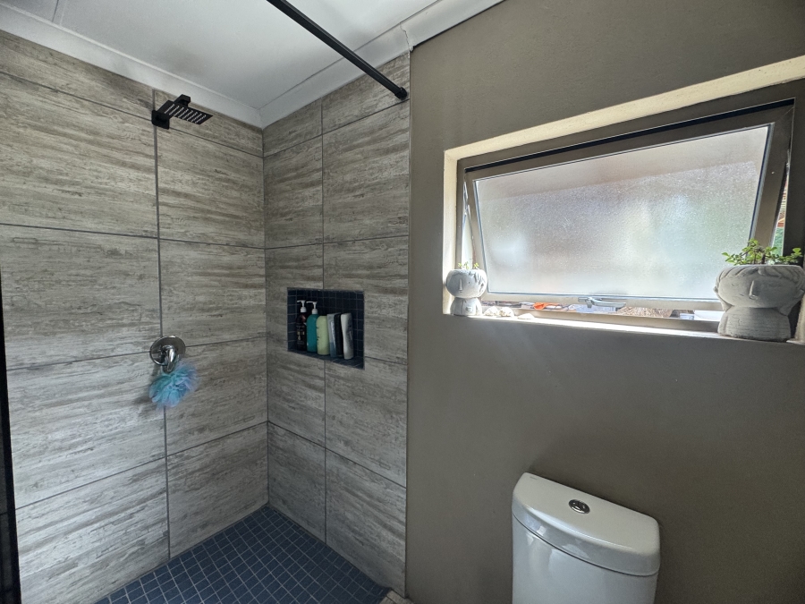 To Let 3 Bedroom Property for Rent in Lambton Gauteng