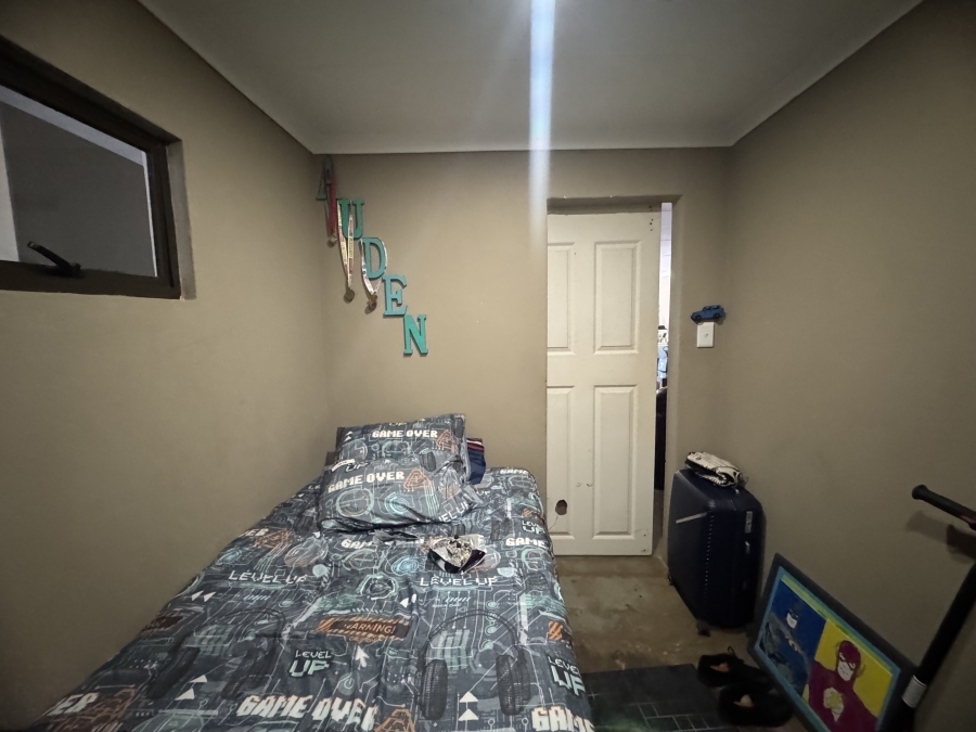 To Let 3 Bedroom Property for Rent in Lambton Gauteng