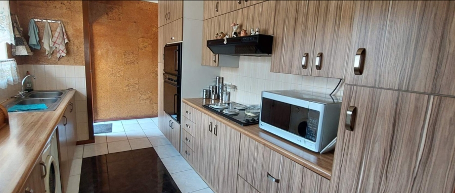 3 Bedroom Property for Sale in Roseacre Gauteng