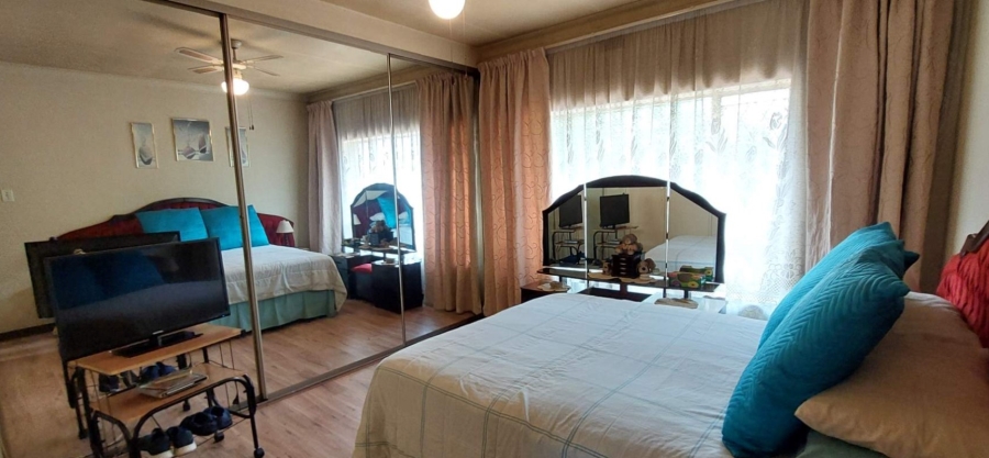 3 Bedroom Property for Sale in Roseacre Gauteng