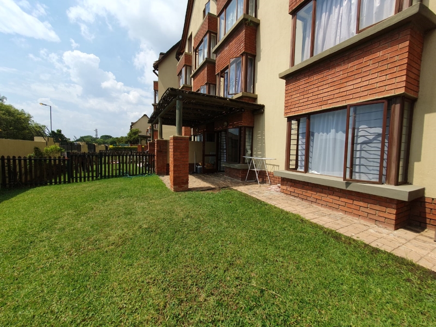 2 Bedroom Property for Sale in Montana Tuine Gauteng