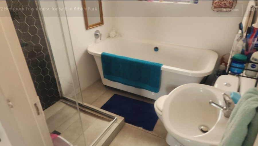 2 Bedroom Property for Sale in Kibler Park Gauteng