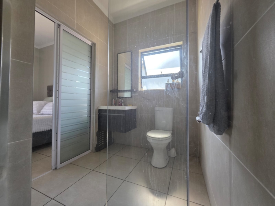 1 Bedroom Property for Sale in Modderfontein Gauteng