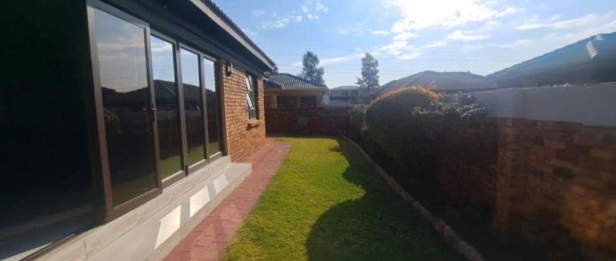 3 Bedroom Property for Sale in Southdowns Estate Gauteng