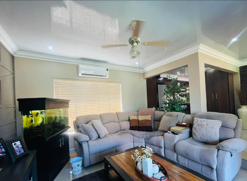 2 Bedroom Property for Sale in Elandspark Gauteng