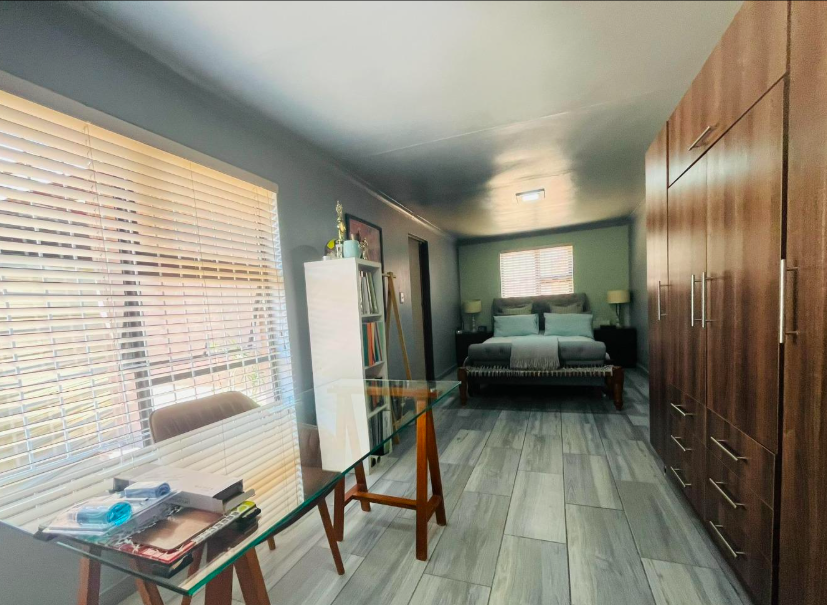 2 Bedroom Property for Sale in Elandspark Gauteng