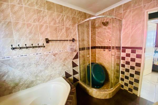 3 Bedroom Property for Sale in Vosloorus Gauteng