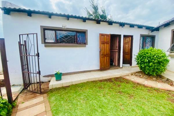 3 Bedroom Property for Sale in Vosloorus Gauteng