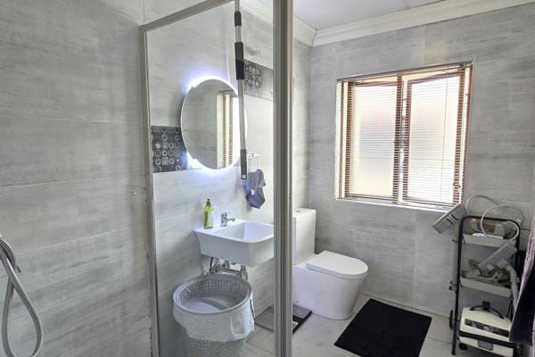 2 Bedroom Property for Sale in Meyersdal Gauteng