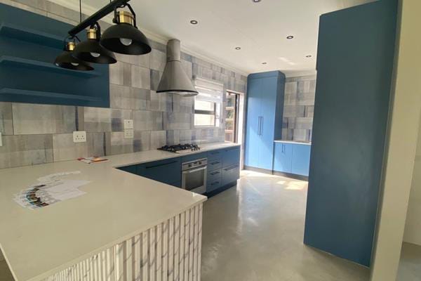 3 Bedroom Property for Sale in Brackenhurst Gauteng