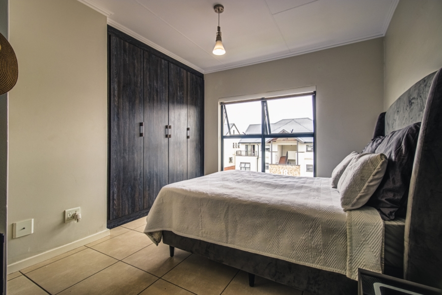 2 Bedroom Property for Sale in Greenstone Crest Gauteng