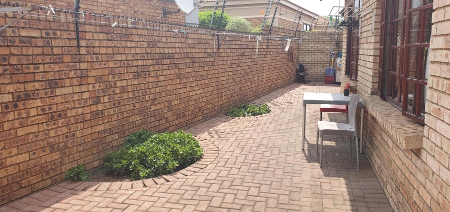 3 Bedroom Property for Sale in New Market Park Gauteng