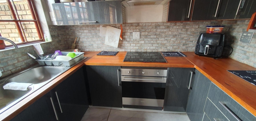 3 Bedroom Property for Sale in New Market Park Gauteng