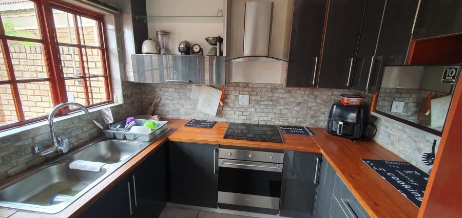 3 Bedroom Property for Sale in New Market Park Gauteng