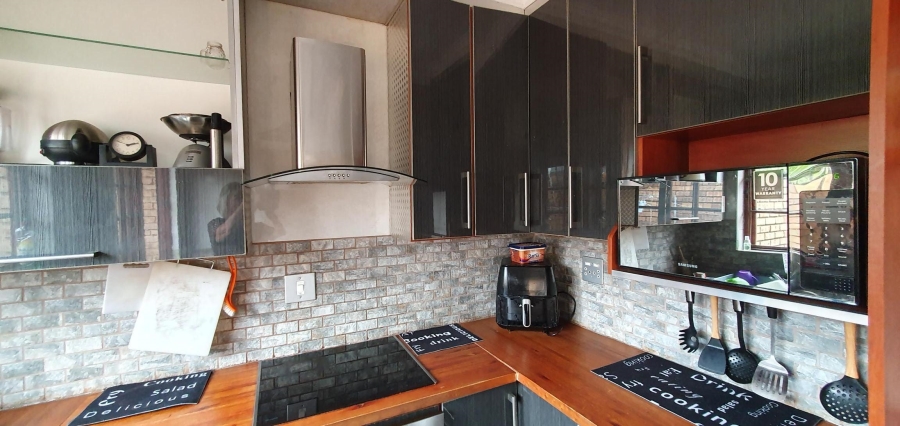 3 Bedroom Property for Sale in New Market Park Gauteng