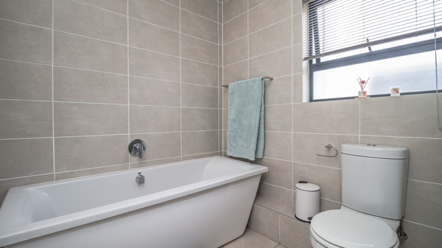 2 Bedroom Property for Sale in Linbro Park Gauteng