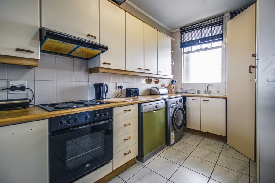 2 Bedroom Property for Sale in Dowerglen Gauteng