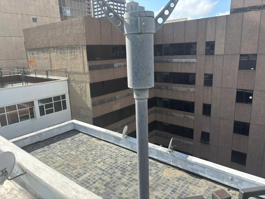 1 Bedroom Property for Sale in Braamfontein Gauteng