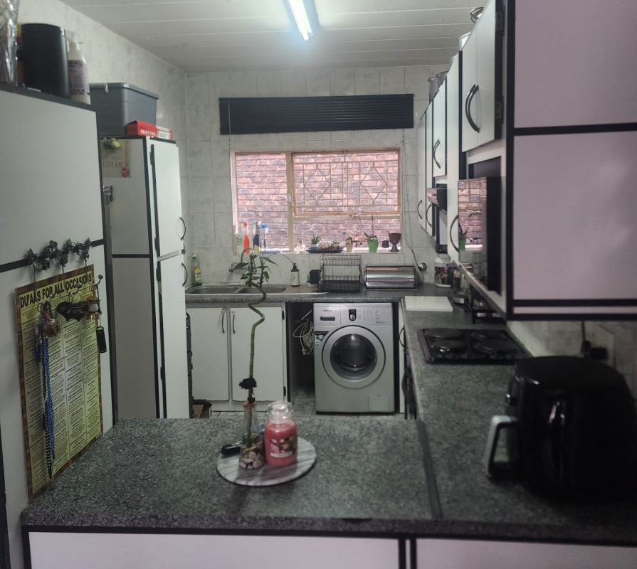 2 Bedroom Property for Sale in Croydon Gauteng
