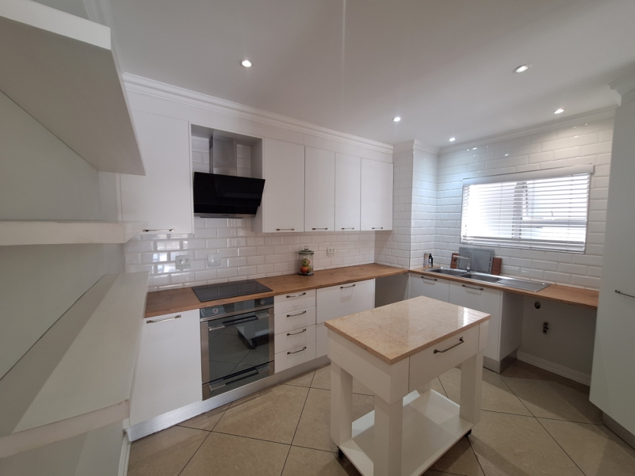 2 Bedroom Property for Sale in Thorn Valley Estate Gauteng