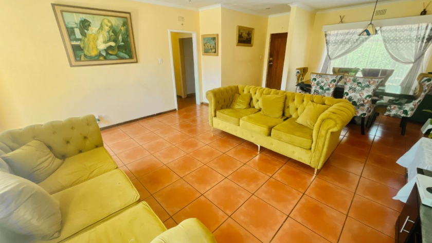 4 Bedroom Property for Sale in Brackendowns Gauteng