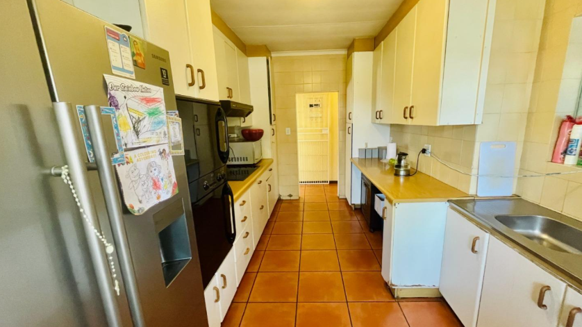 4 Bedroom Property for Sale in Brackendowns Gauteng