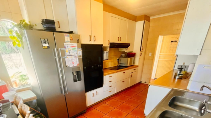 4 Bedroom Property for Sale in Brackendowns Gauteng