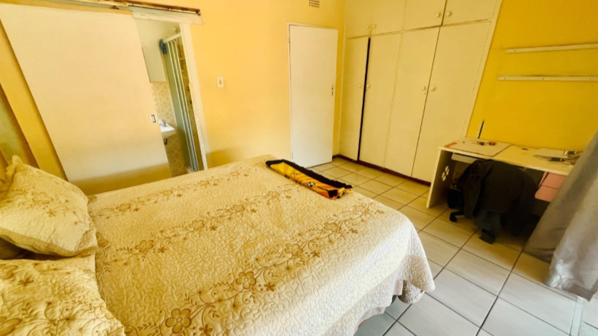 4 Bedroom Property for Sale in Brackendowns Gauteng