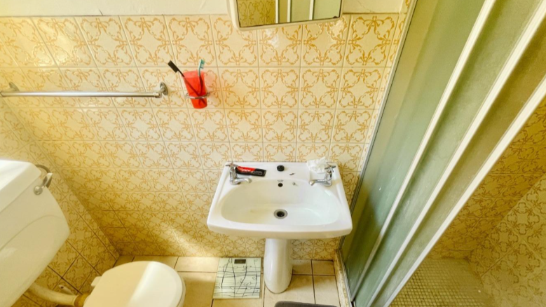 4 Bedroom Property for Sale in Brackendowns Gauteng