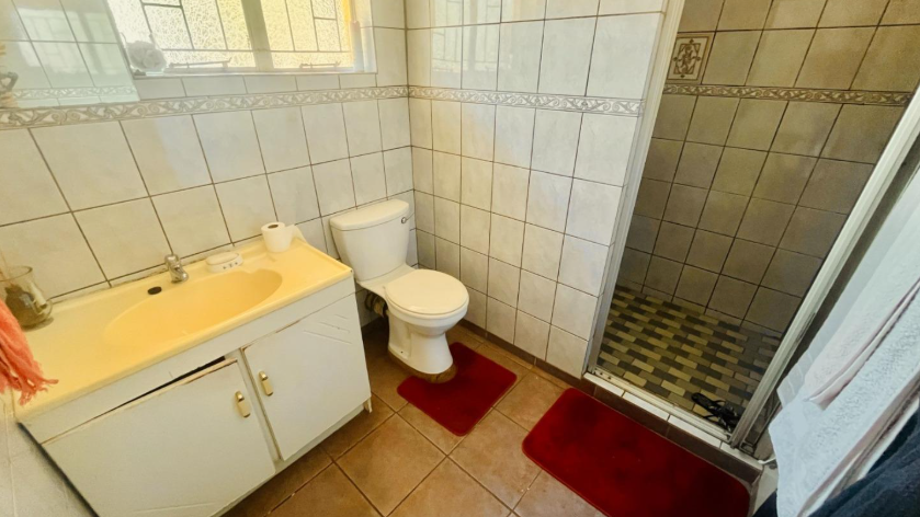 4 Bedroom Property for Sale in Brackendowns Gauteng