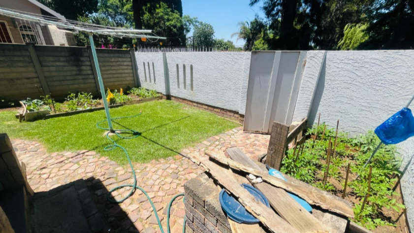 4 Bedroom Property for Sale in Brackendowns Gauteng