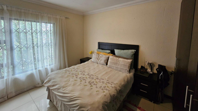 2 Bedroom Property for Sale in Brackendowns Gauteng