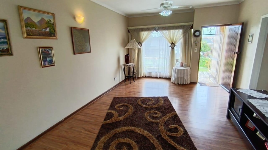 3 Bedroom Property for Sale in Freeway Park Gauteng