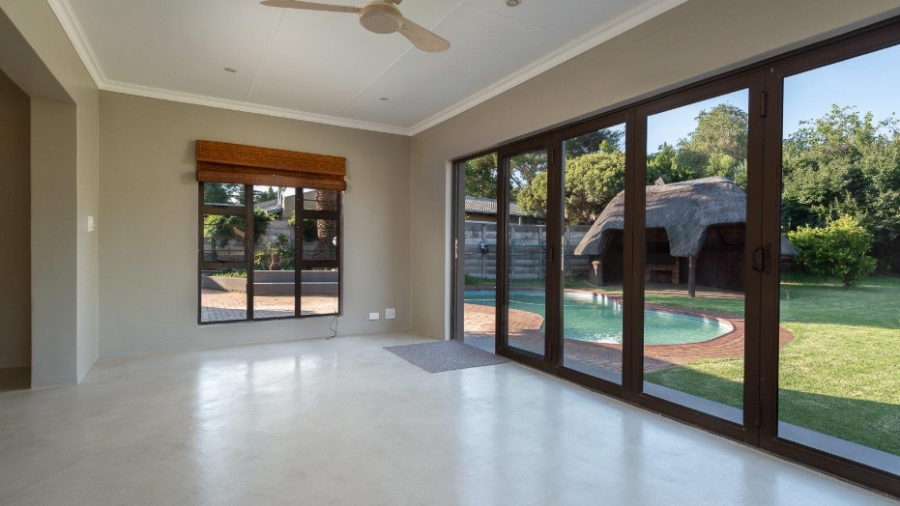 3 Bedroom Property for Sale in Brackenhurst Gauteng