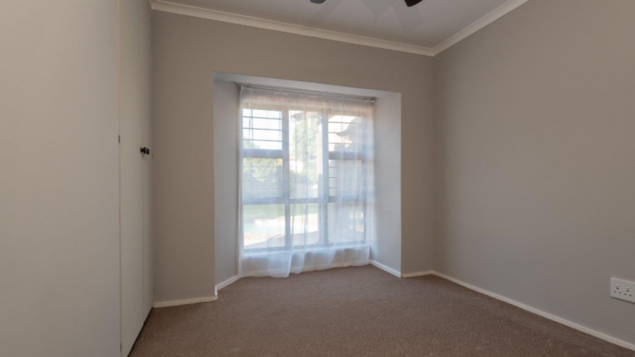 3 Bedroom Property for Sale in Brackenhurst Gauteng