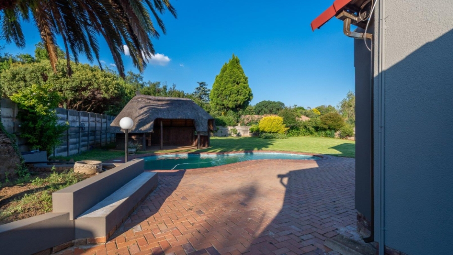 3 Bedroom Property for Sale in Brackenhurst Gauteng