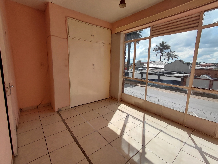 1 Bedroom Property for Sale in Kempton Park Central Gauteng