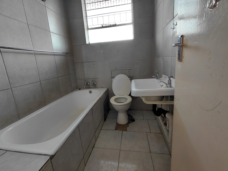 1 Bedroom Property for Sale in Kempton Park Central Gauteng