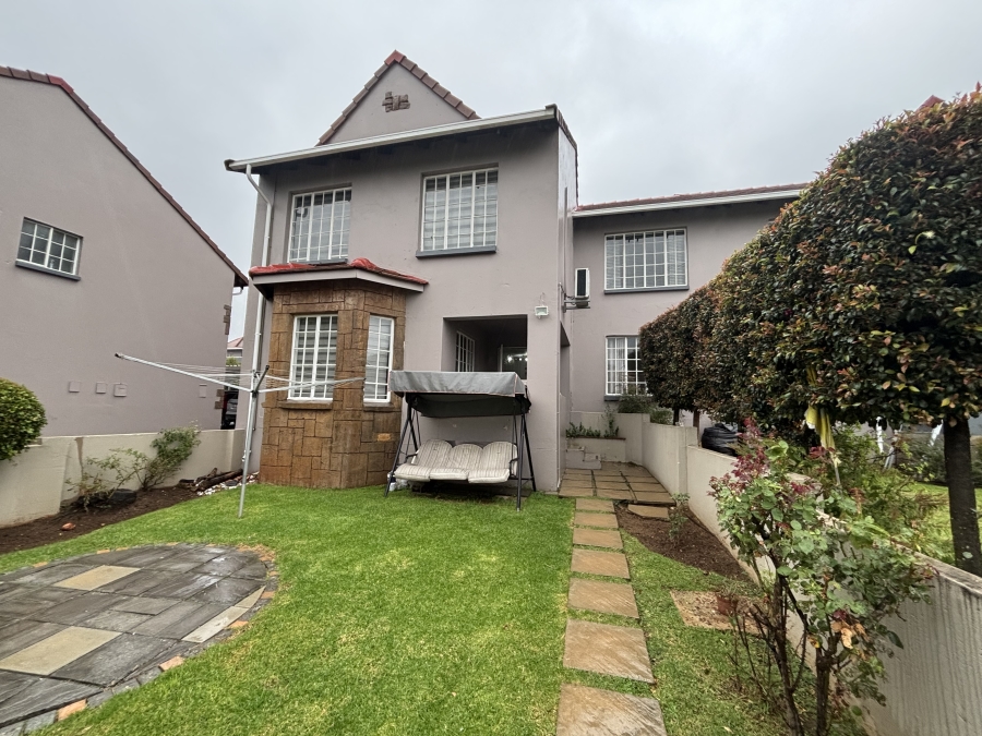 3 Bedroom Property for Sale in Eden Glen Gauteng