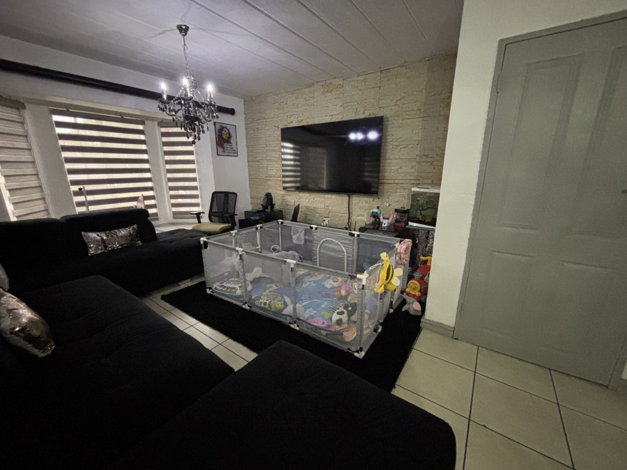 3 Bedroom Property for Sale in Eden Glen Gauteng