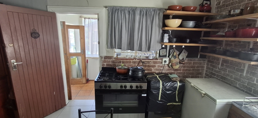 5 Bedroom Property for Sale in Mountain View Gauteng