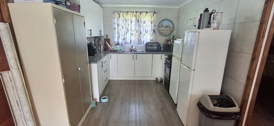 5 Bedroom Property for Sale in Mountain View Gauteng