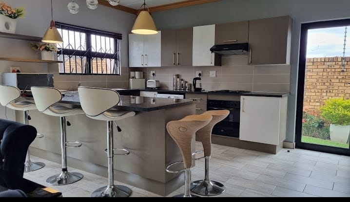 0 Bedroom Property for Sale in Thatchfield Ridge Gauteng