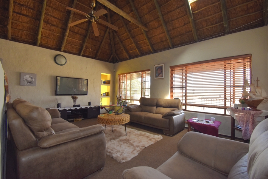 4 Bedroom Property for Sale in Helderkruin Gauteng