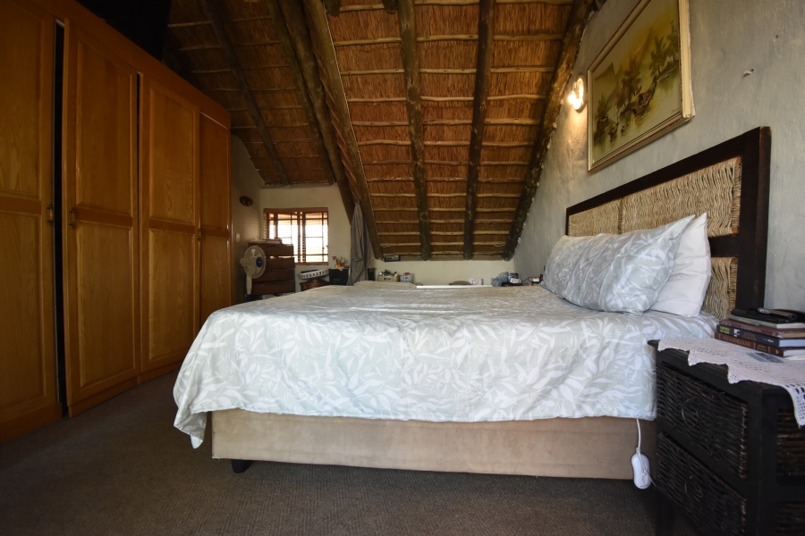 4 Bedroom Property for Sale in Helderkruin Gauteng